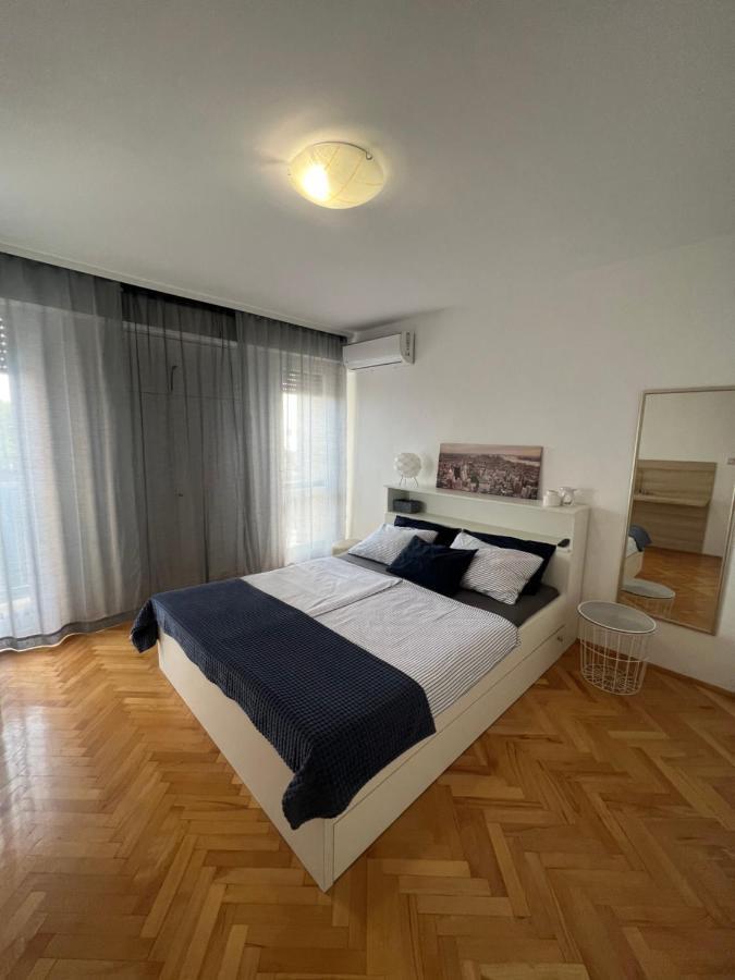 City Center Apartment Twiggy Makarska Bagian luar foto