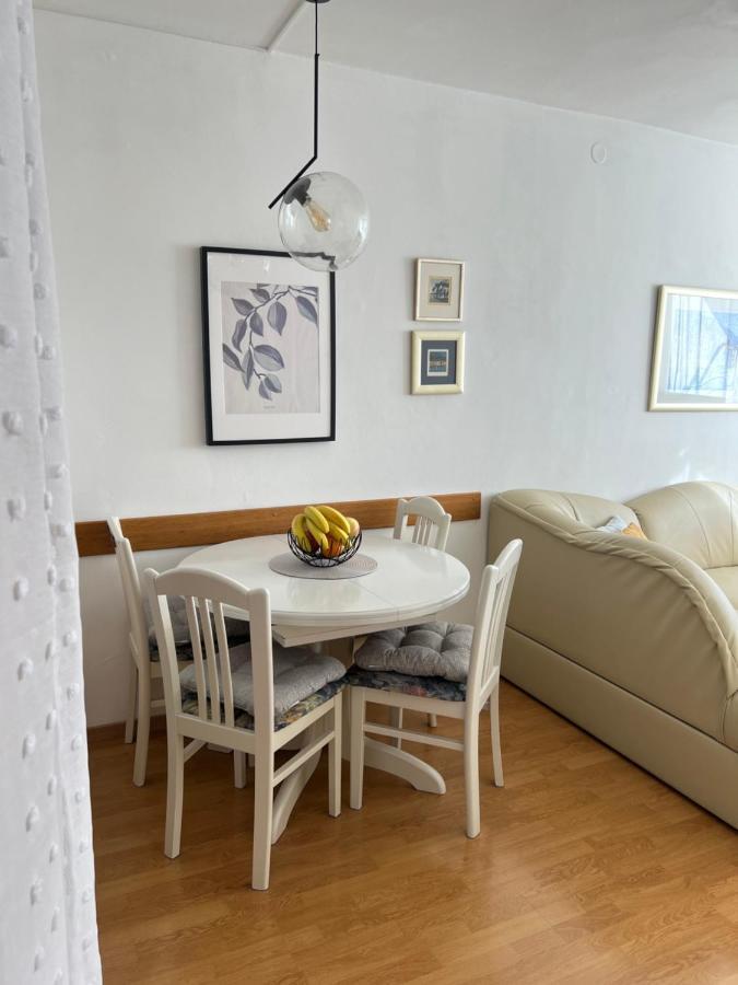 City Center Apartment Twiggy Makarska Bagian luar foto