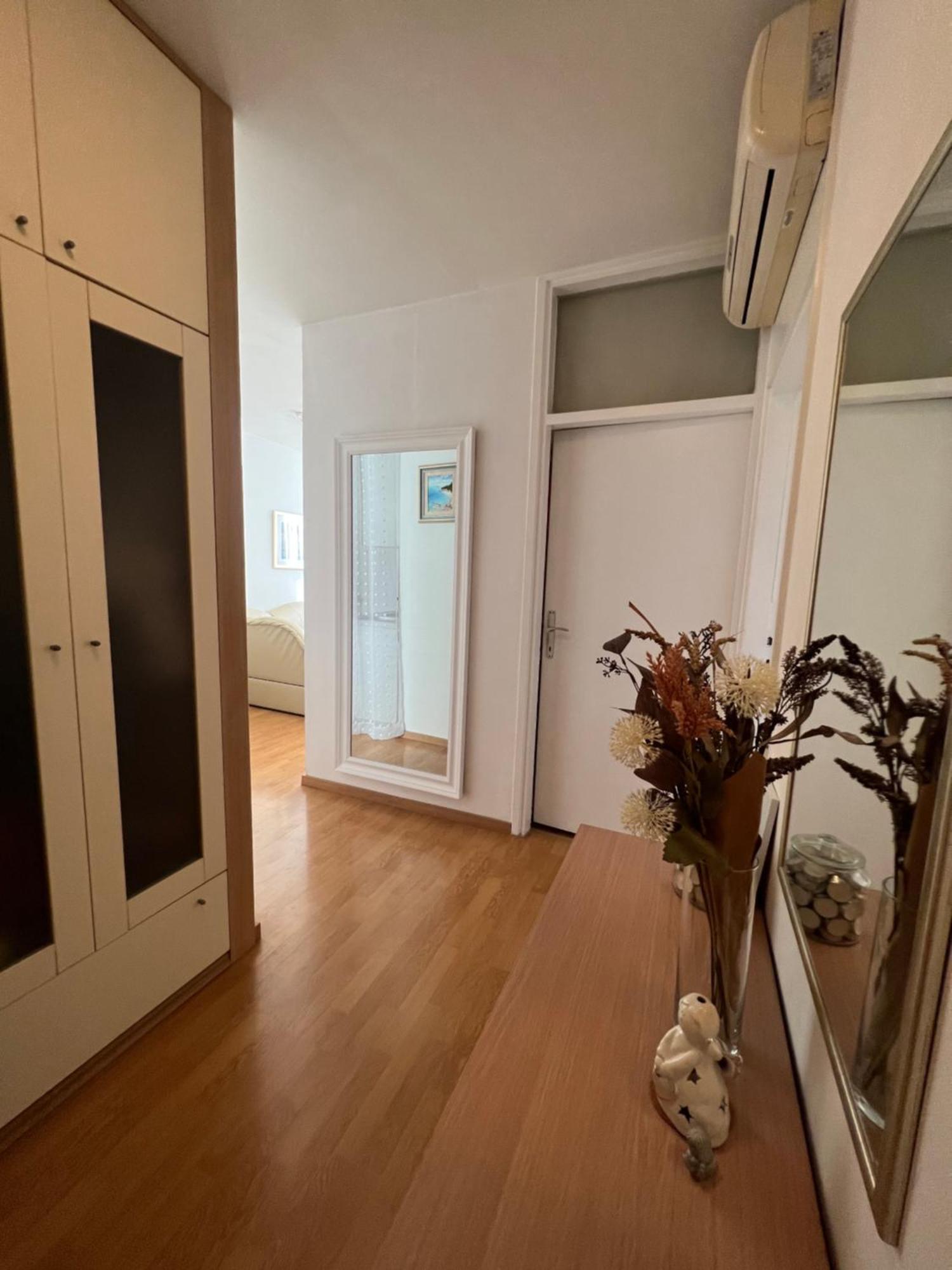 City Center Apartment Twiggy Makarska Bagian luar foto